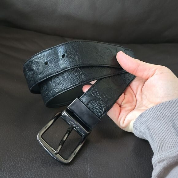 Coach | Harness Buckle Leather Embossed and Flat Leather Reversible Belt - Picture 6 of 6